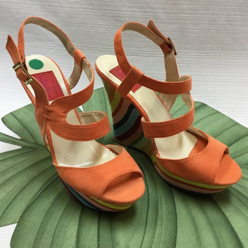 Striking Colorful Platforms by HRF. - Picture 2 of 8